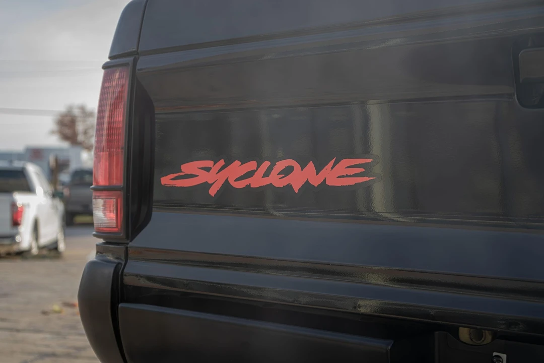 1991 GMC Syclone - Image 24 of 31