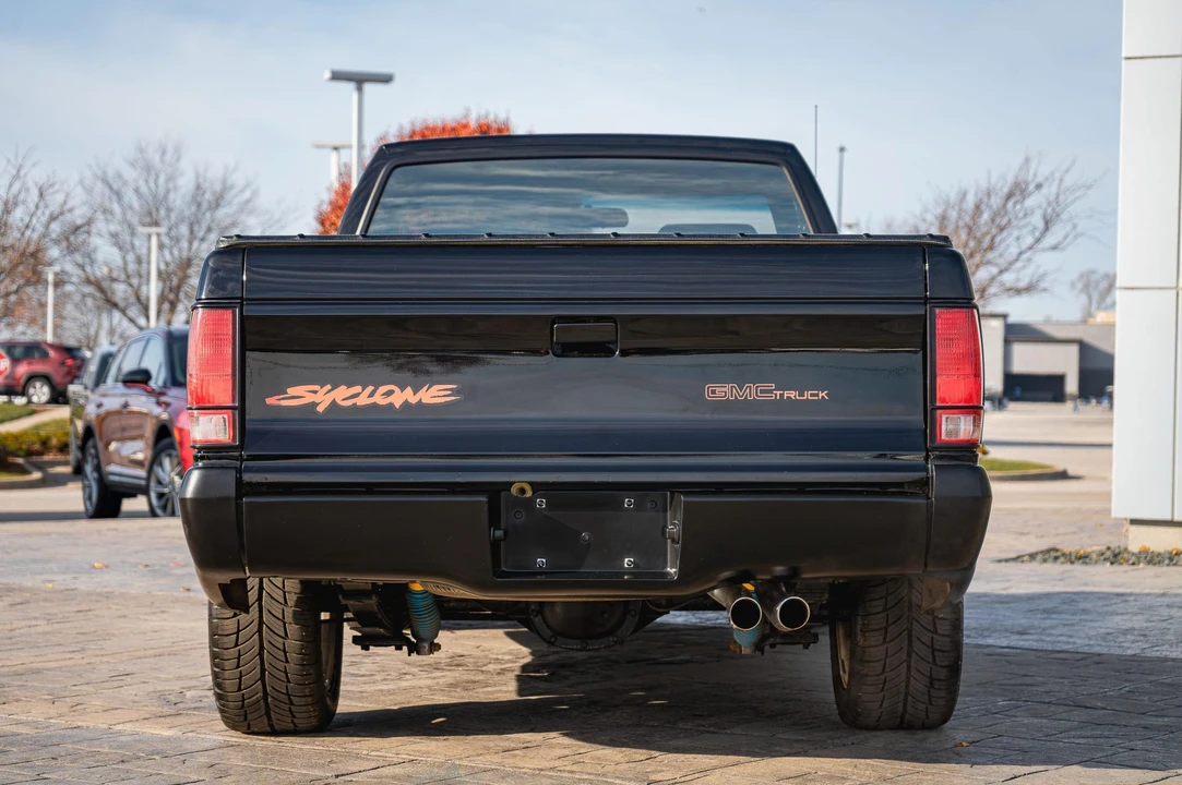 1991 GMC Syclone - Image 15 of 31
