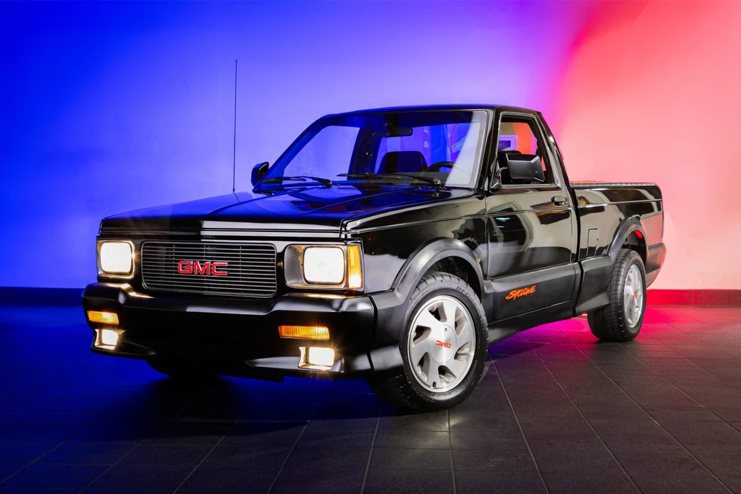 1991 GMC Syclone - Image 2 of 31