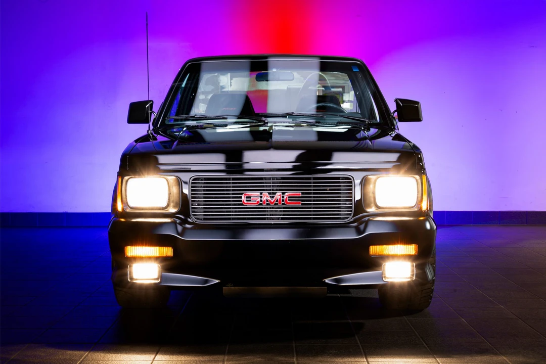 1991 GMC Syclone - Image 3 of 31