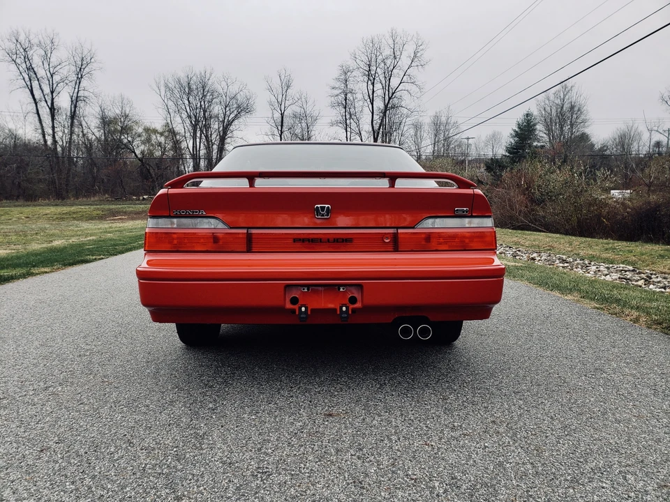 1991 Honda Prelude 3rd Gen - Image 11 of 31