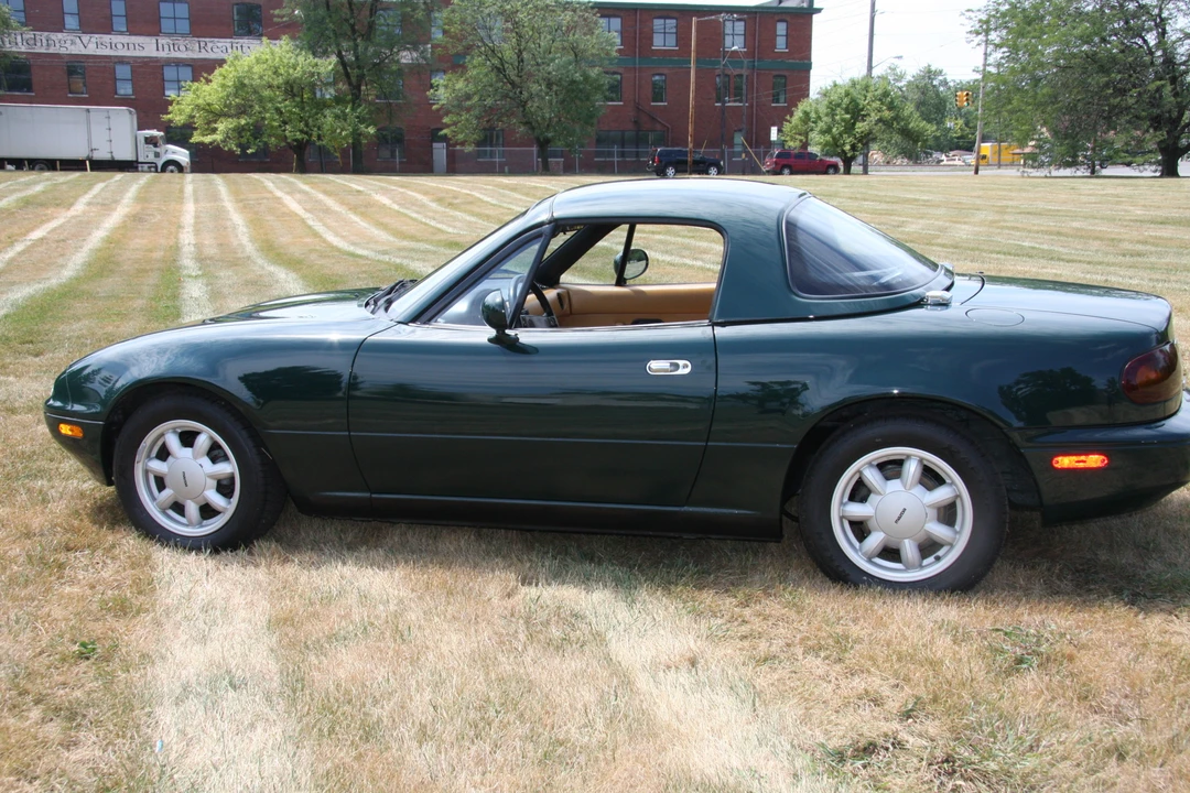 1991 Mazda NA MX-5 Miata - Image 5 of 31