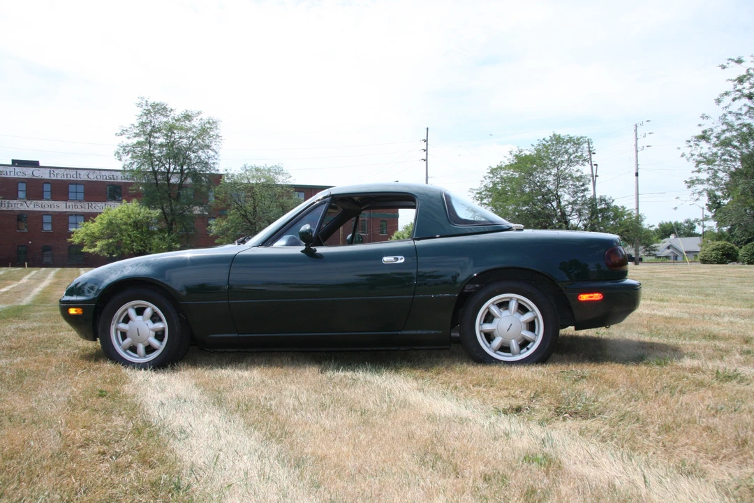 1991 Mazda NA MX-5 Miata - Image 6 of 31