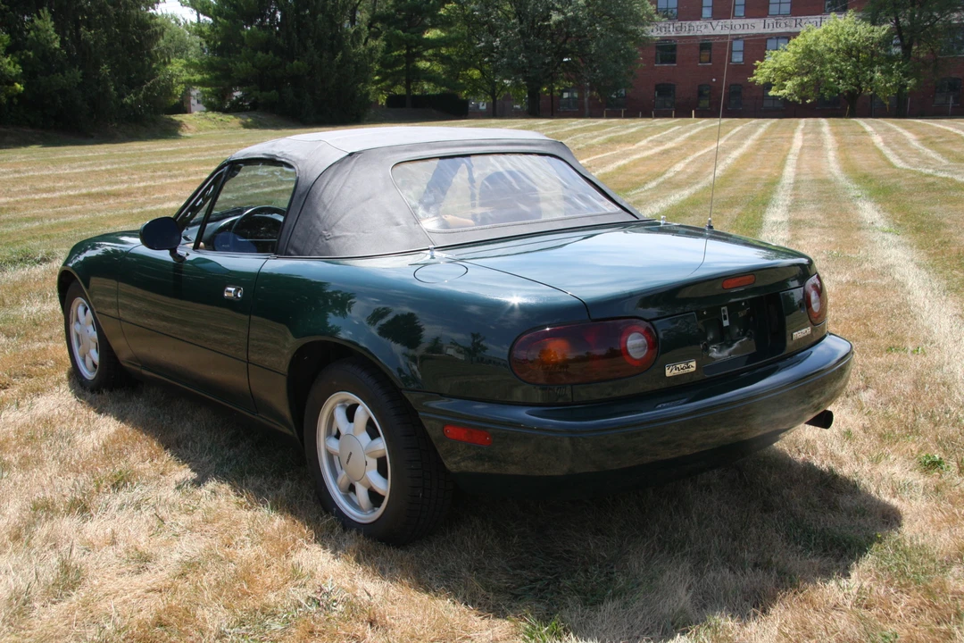 1991 Mazda NA MX-5 Miata - Image 24 of 31
