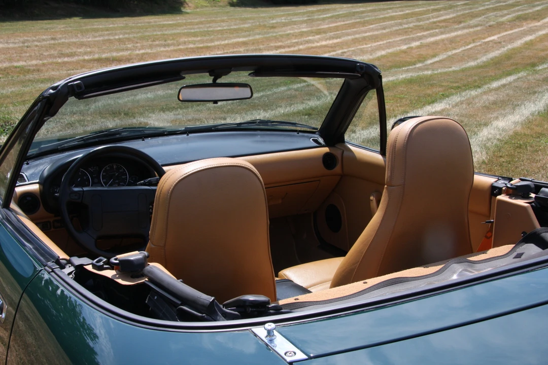 1991 Mazda NA MX-5 Miata - Image 30 of 31