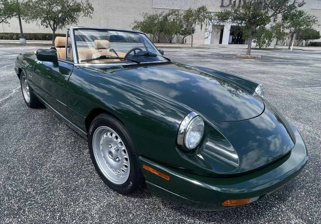 1992 Alfa Romeo Series 4 - Image 2 of 31