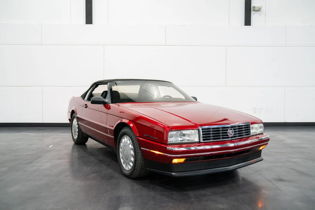 1993 Cadillac Allante - Image 2 of 31