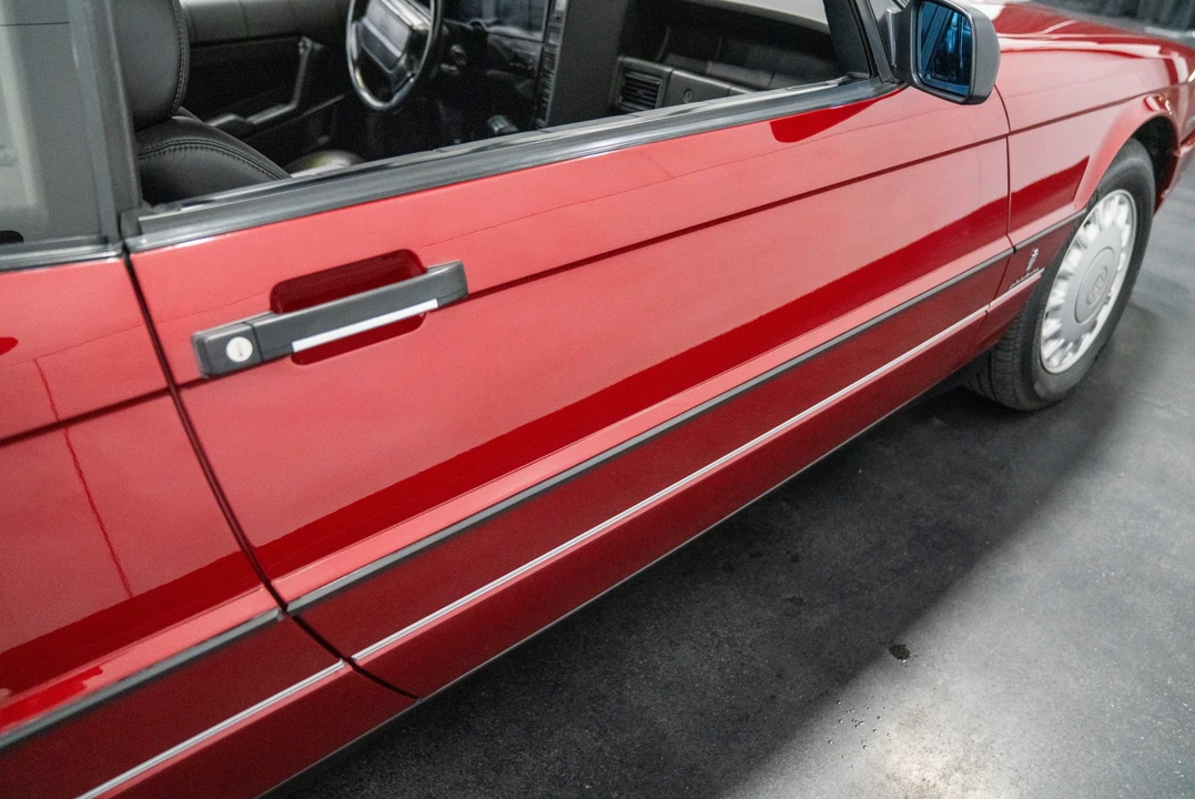 1993 Cadillac Allante - Image 25 of 31