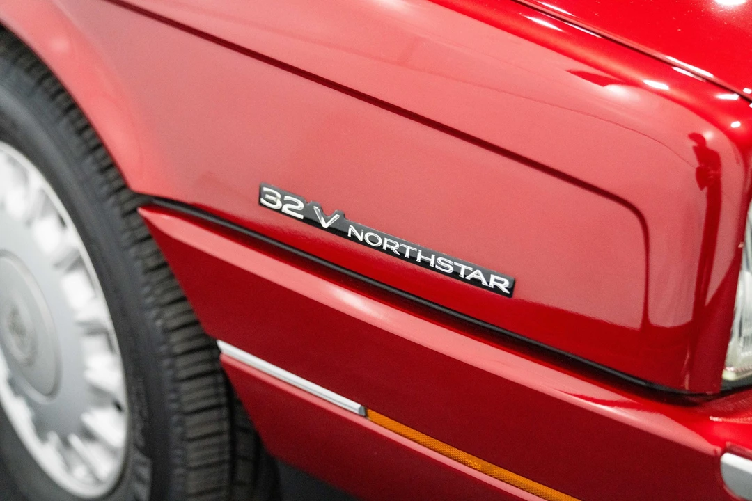 1993 Cadillac Allante - Image 27 of 31