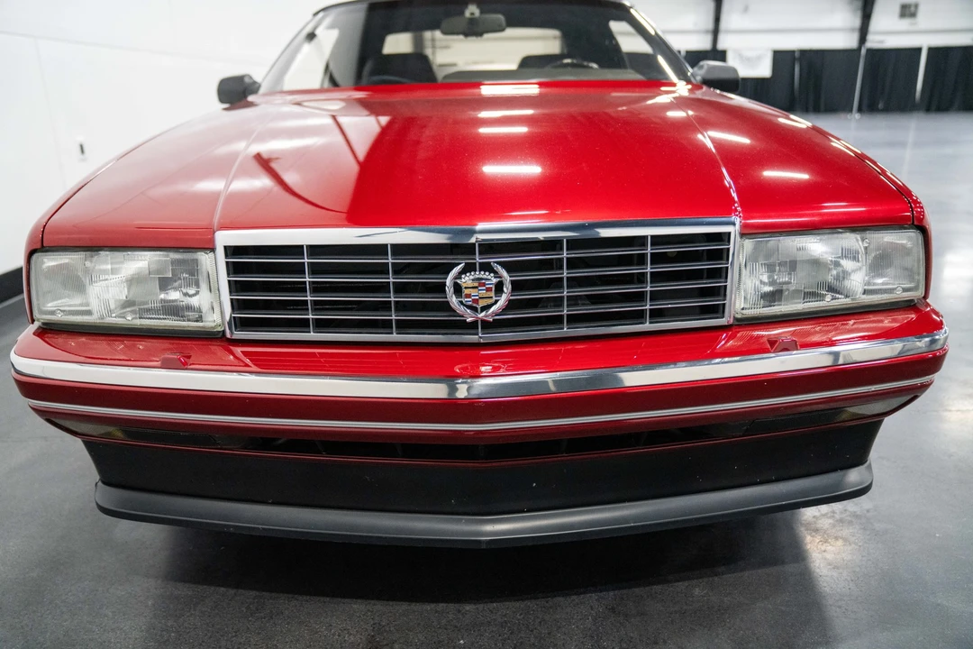 1993 Cadillac Allante - Image 8 of 31