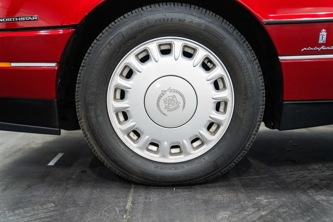 1993 Cadillac Allante - Image 31 of 31