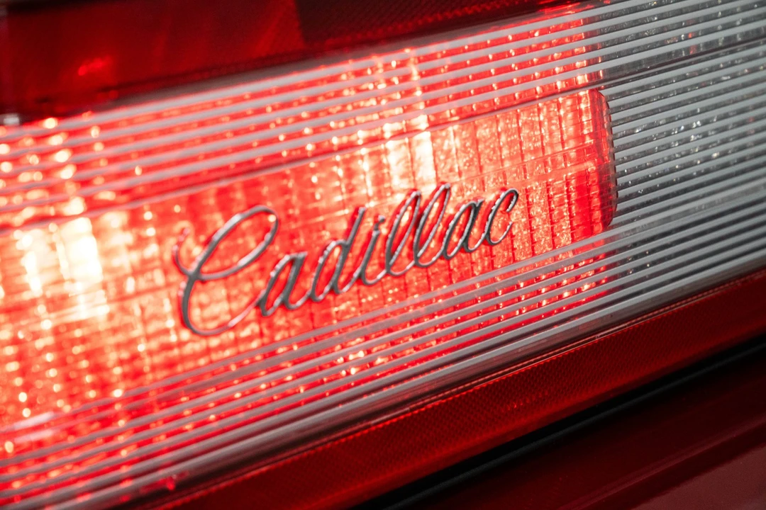1993 Cadillac Allante - Image 21 of 31