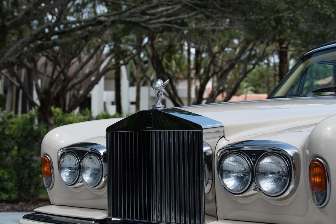1993 Rolls-Royce Corniche Series IV - Image 16 of 31