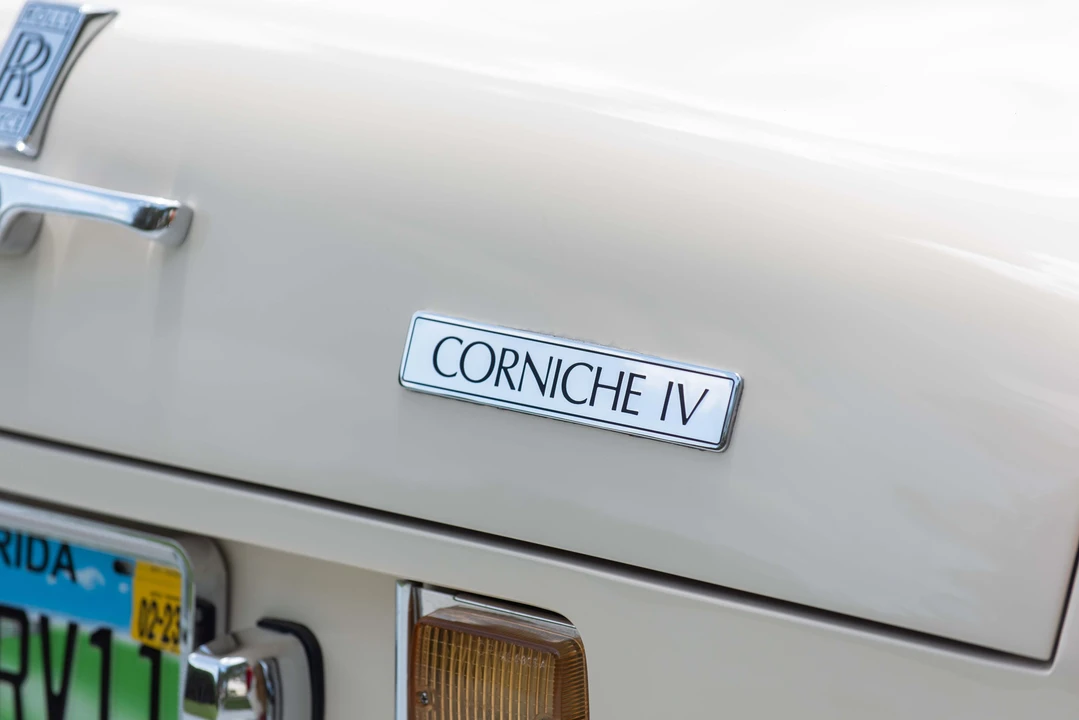 1993 Rolls-Royce Corniche Series IV - Image 18 of 31
