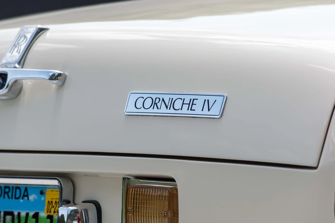 1993 Rolls-Royce Corniche Series IV - Image 19 of 31