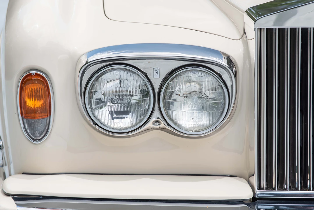 1993 Rolls-Royce Corniche Series IV - Image 26 of 31