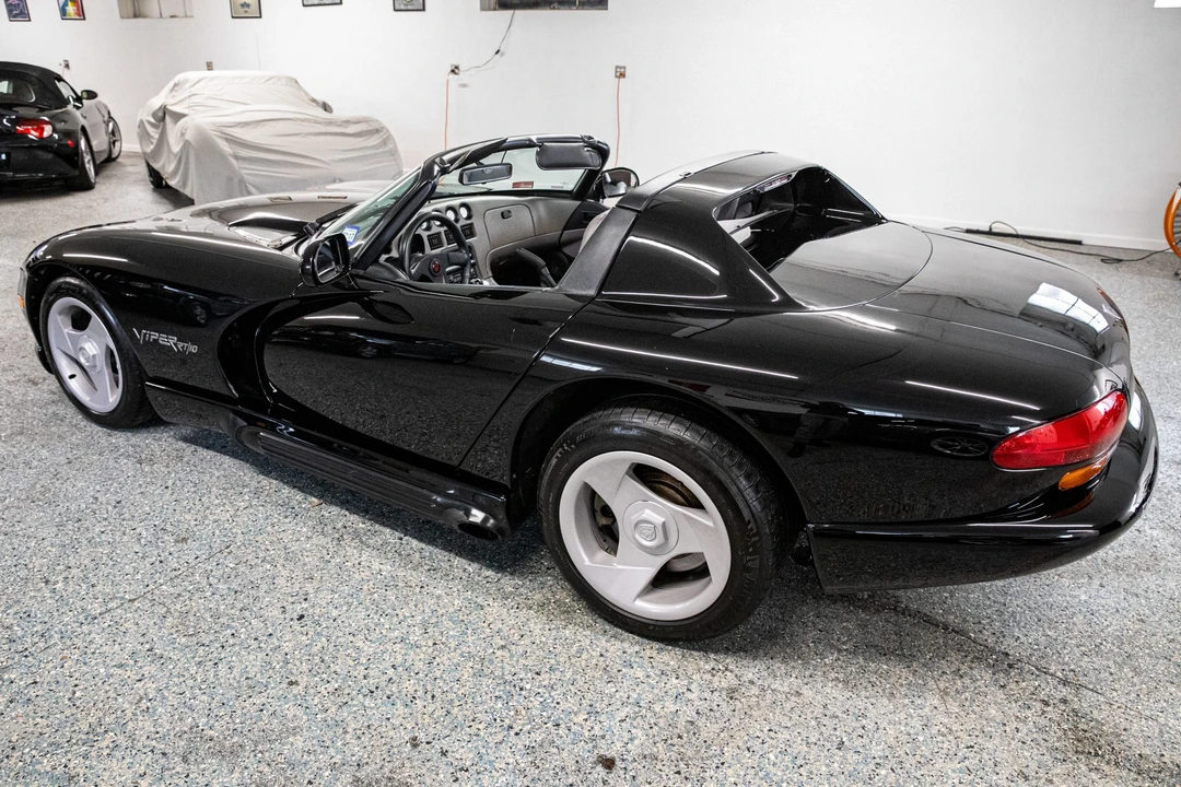 1994 Dodge Viper 1st Gen - Image 5 of 31