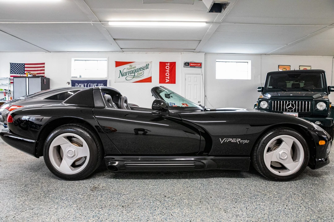 1994 Dodge Viper 1st Gen - Image 8 of 31