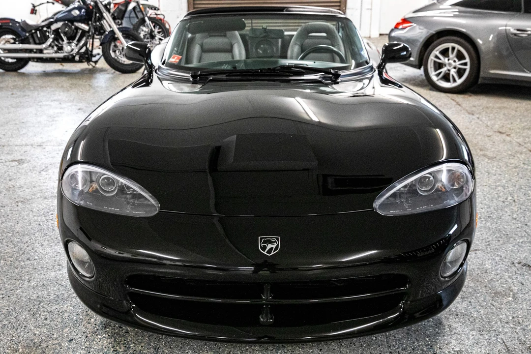1994 Dodge Viper 1st Gen - Image 2 of 31