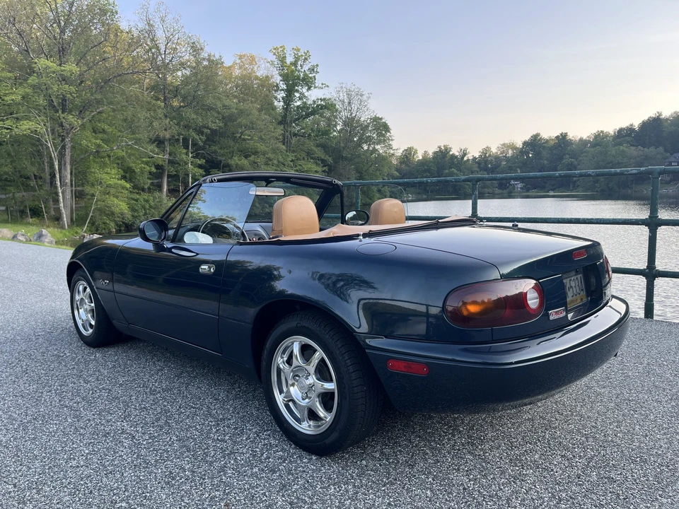 1994 Mazda NA MX-5 Miata - Image 28 of 31