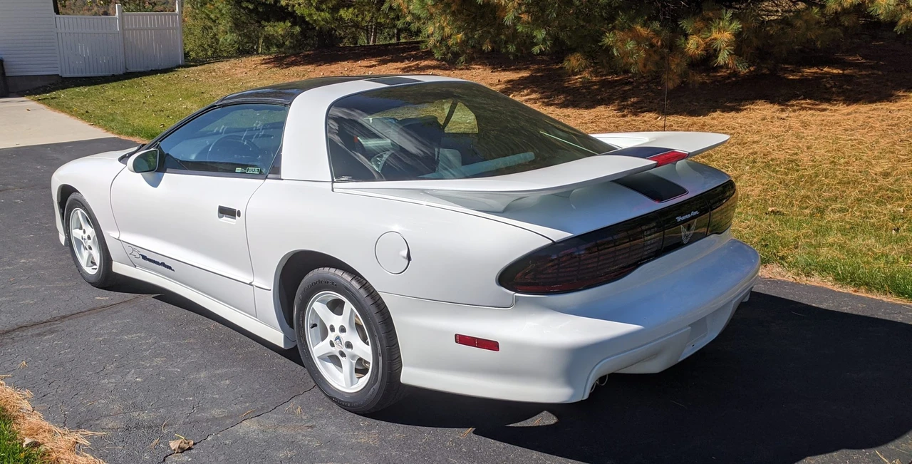 1994 Pontiac Firebird Trans Am 4th Gen - Image 19 of 31
