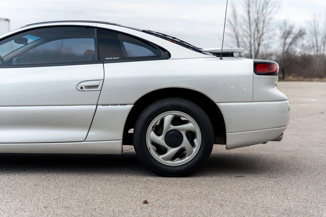 1995 Dodge Stealth - Image 27 of 31