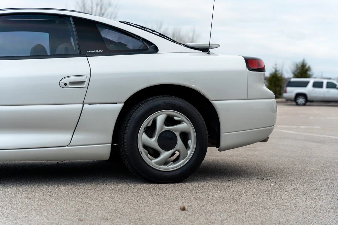 1995 Dodge Stealth - Image 28 of 31