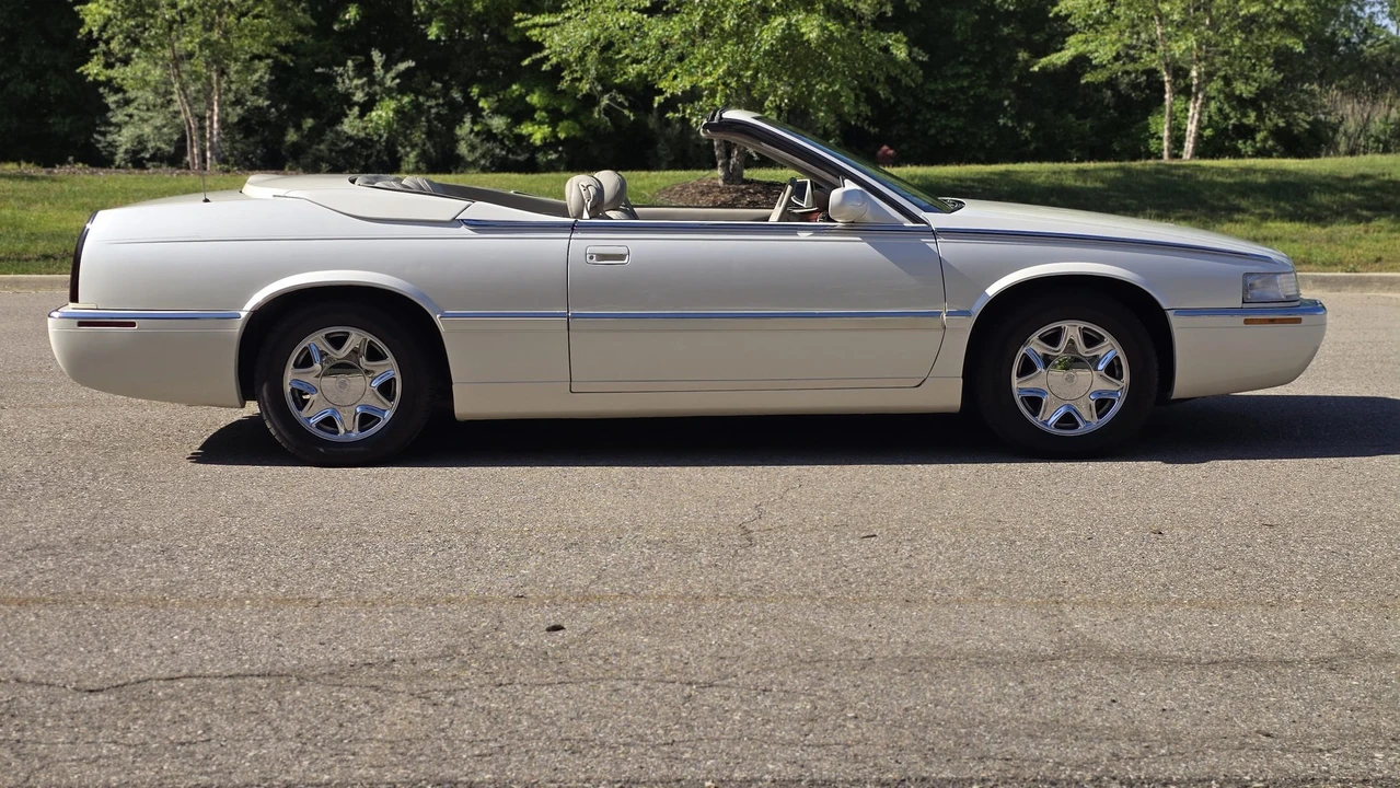 1996 Cadillac Eldorado 12th Gen - Image 9 of 31