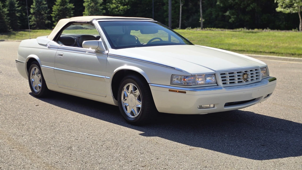 1996 Cadillac Eldorado 12th Gen - Image 10 of 31