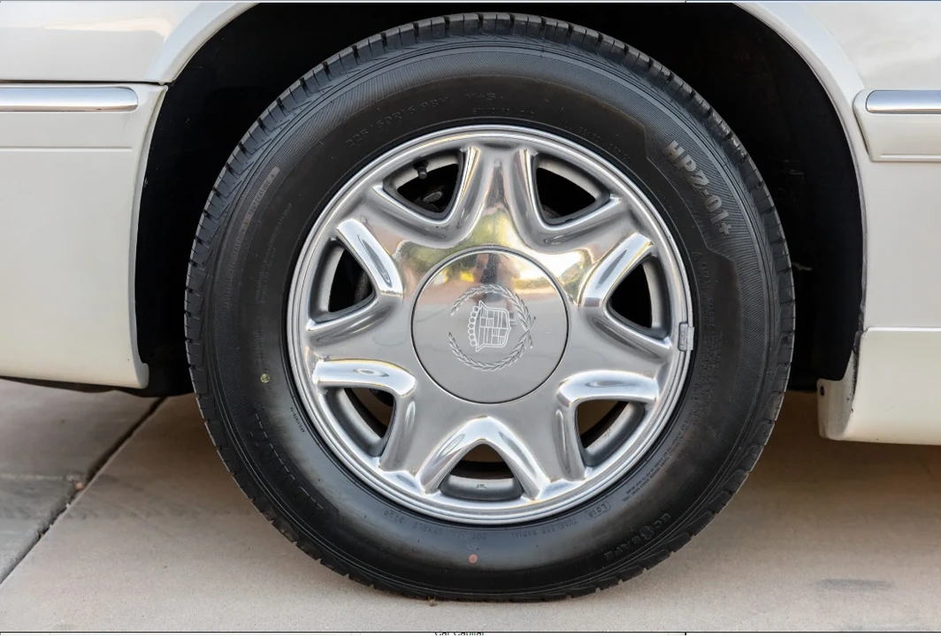 1996 Cadillac Eldorado 12th Gen - Image 25 of 31