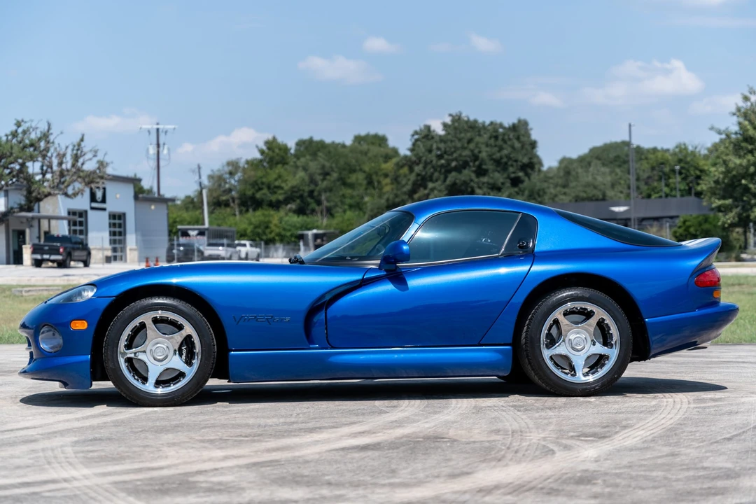 1996 Dodge Viper GTS 2nd Gen - Image 11 of 31