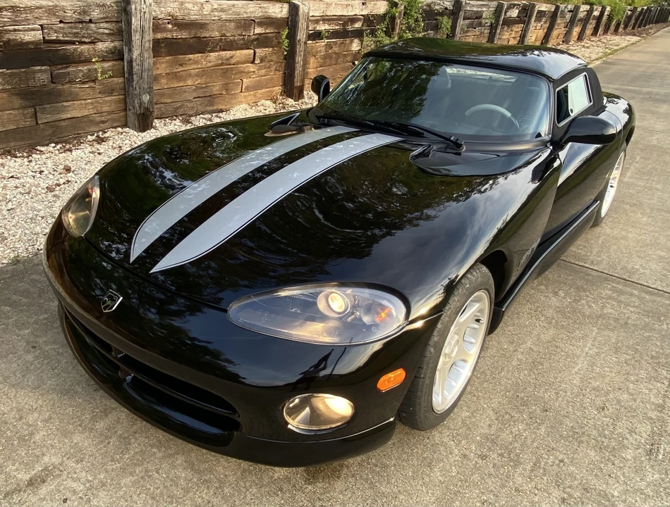 1996 Dodge Viper 2nd Gen - Image 2 of 31