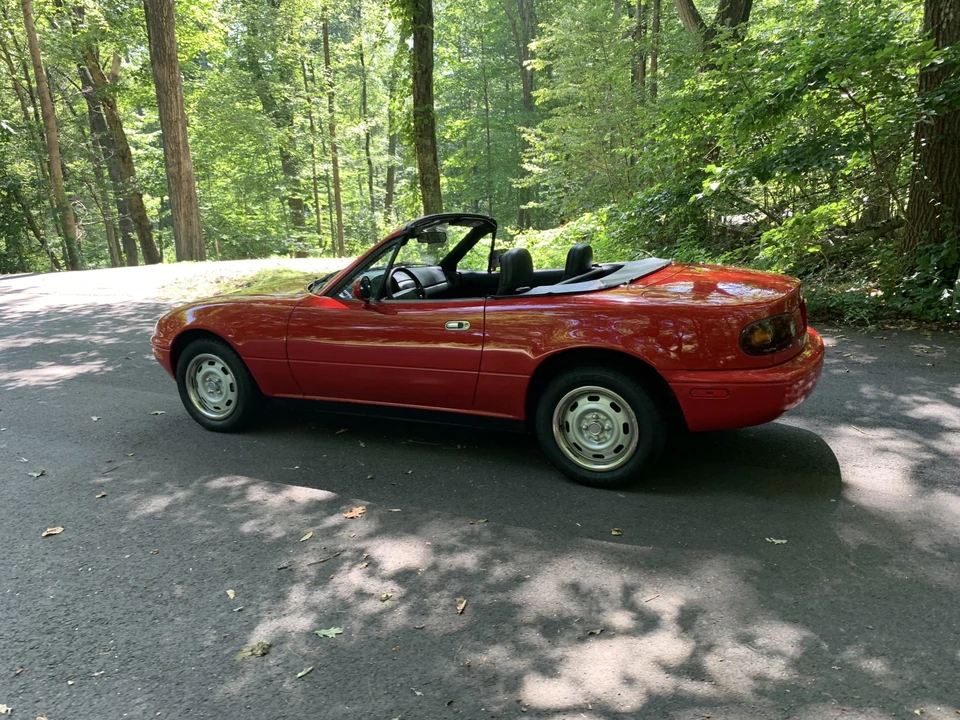 1996 Mazda NA MX-5 Miata - Image 28 of 31