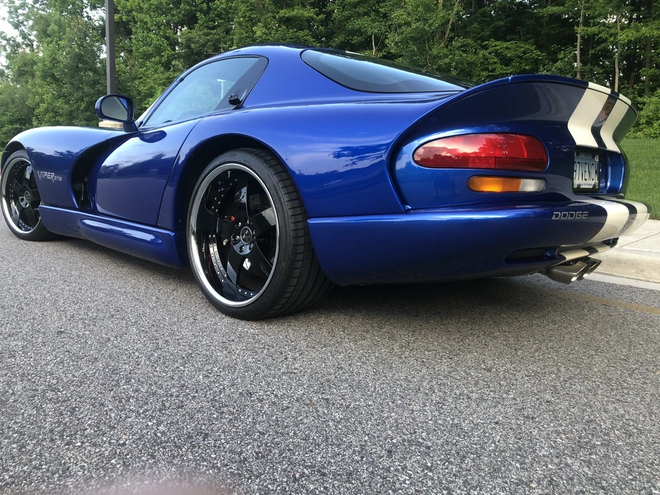 1997 Dodge Viper GTS 2nd Gen - Image 8 of 31