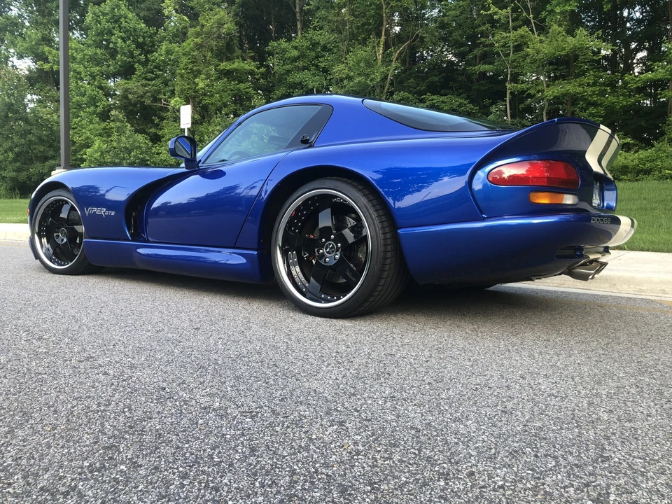 1997 Dodge Viper GTS 2nd Gen - Image 13 of 31