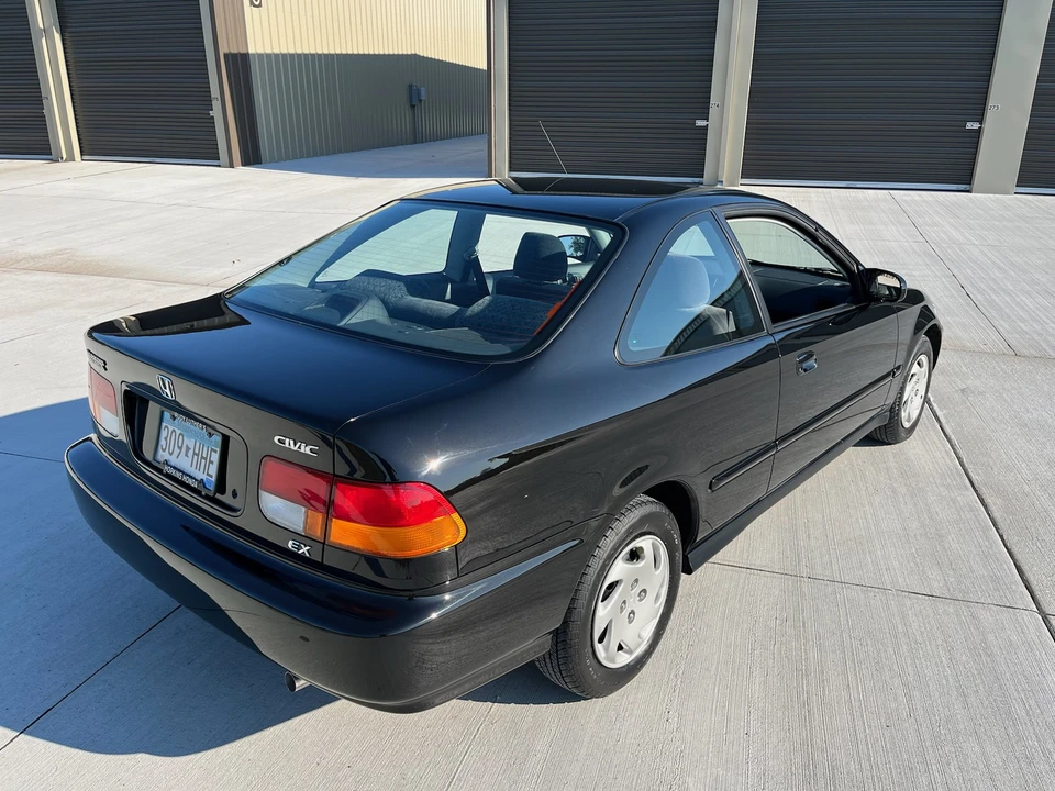 1997 Honda EK Civic - Image 13 of 31