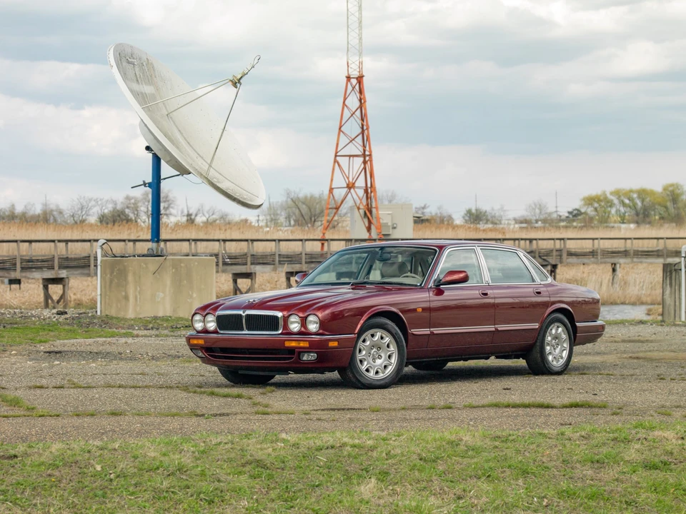 1997 Jaguar X300 XJ - Image 3 of 31