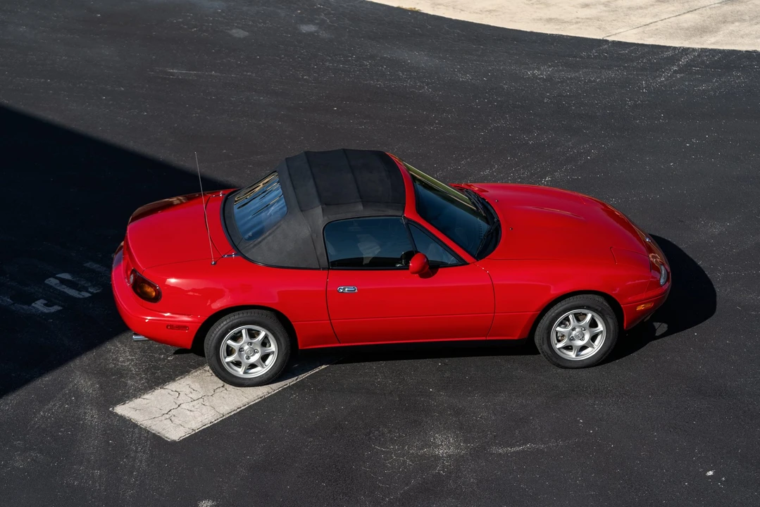 1997 Mazda NA MX-5 Miata - Image 12 of 31