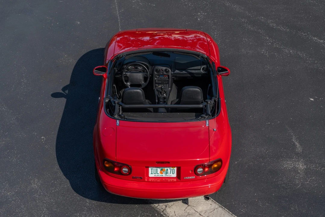 1997 Mazda NA MX-5 Miata - Image 6 of 31