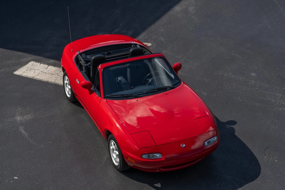 1997 Mazda NA MX-5 Miata - Image 8 of 31