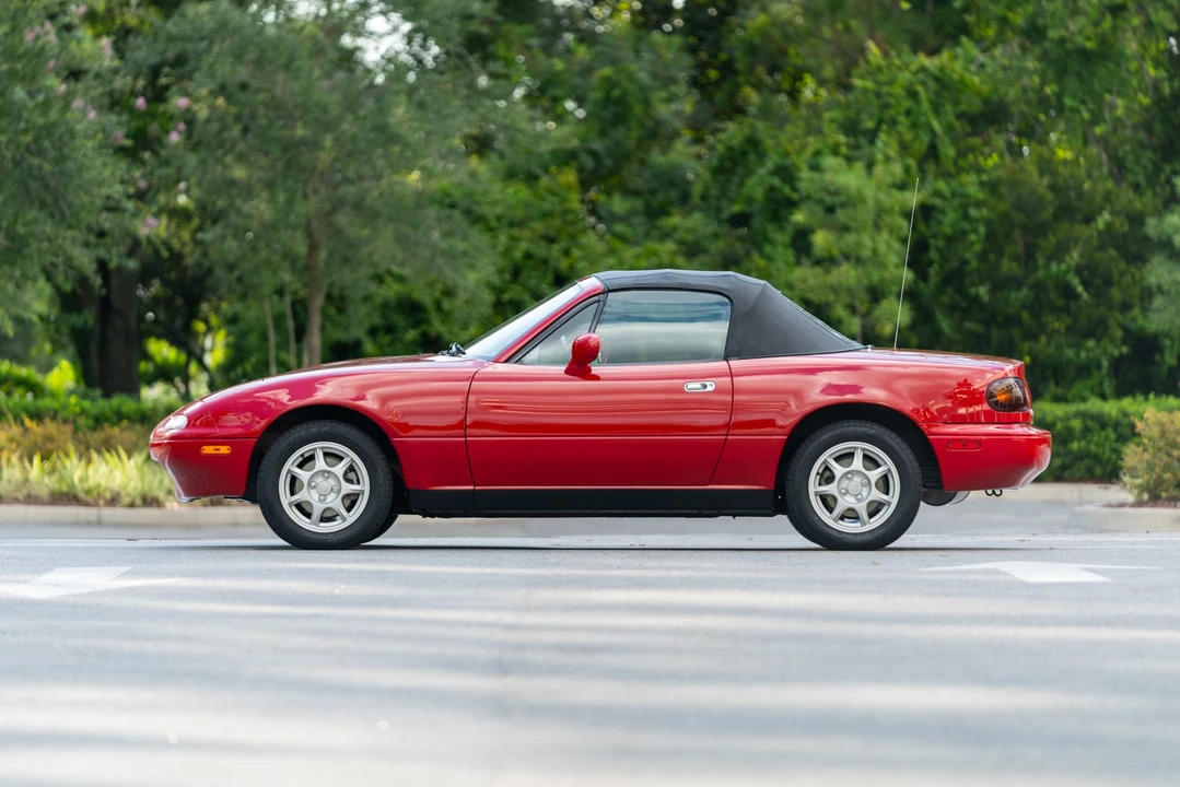 1997 Mazda NA MX-5 Miata - Image 19 of 31