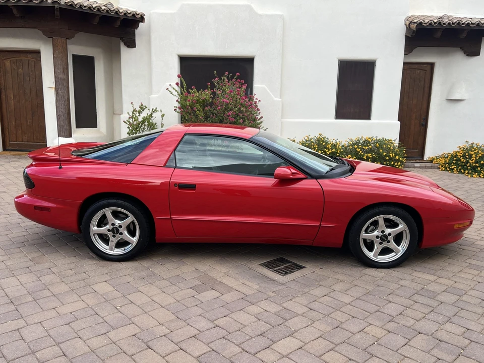 1997 Pontiac Firebird Trans Am 4th Gen - Image 10 of 31