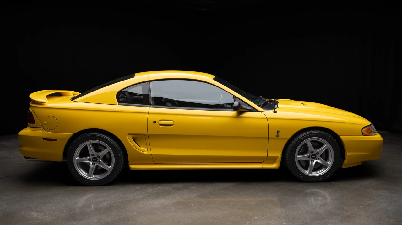 1998 Ford SN95 Mustang Cobra - Image 15 of 31
