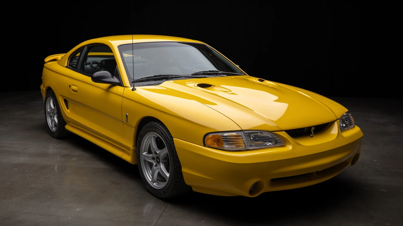 1998 Ford SN95 Mustang Cobra - Image 17 of 31