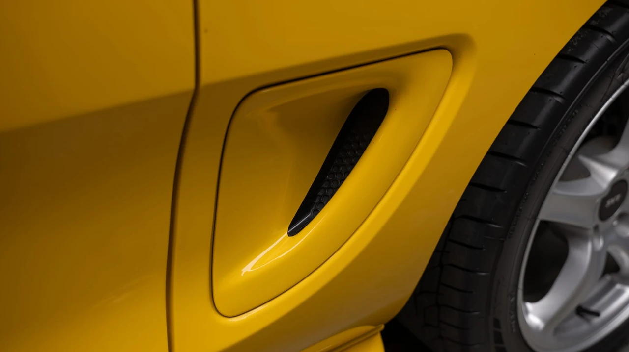 1998 Ford SN95 Mustang Cobra - Image 25 of 31