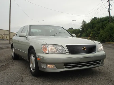 1998 Lexus LS 2nd Gen - Image 4 of 31