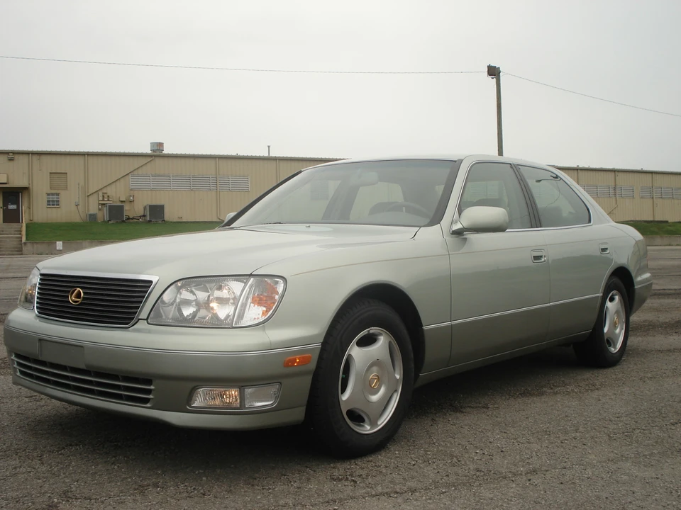 1998 Lexus LS 2nd Gen - Image 9 of 31