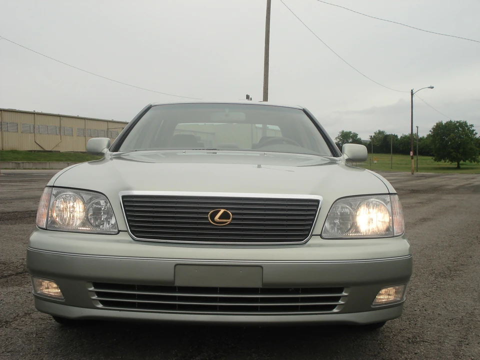 1998 Lexus LS 2nd Gen - Image 6 of 31