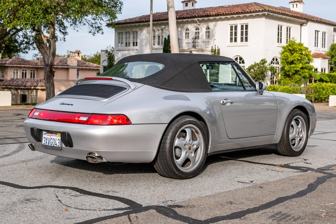 1998 Porsche 993 Carrera - Image 29 of 31