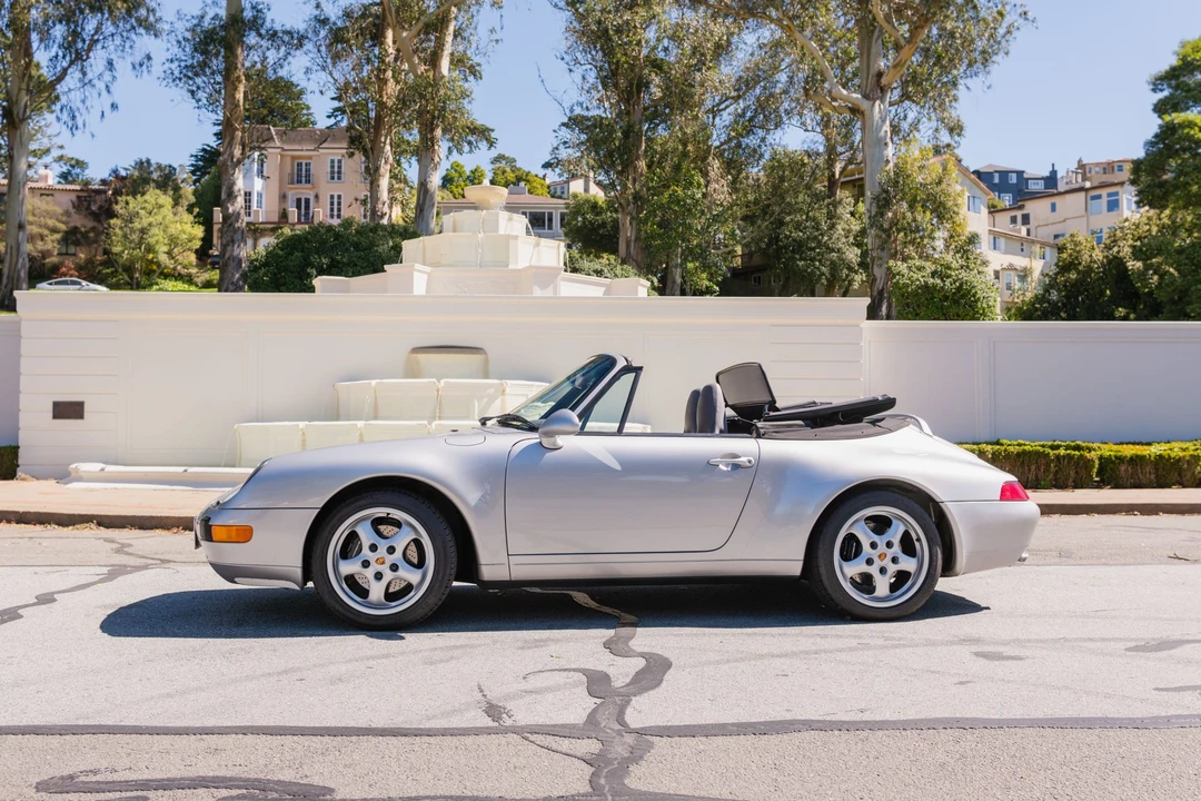 1998 Porsche 993 Carrera - Image 24 of 31